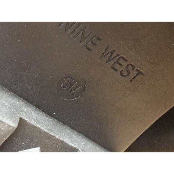 Nine West Women's 5M Black Leather Pull On Mid-Calf Round Toe Chelsea Boots - Picture 5 of 5